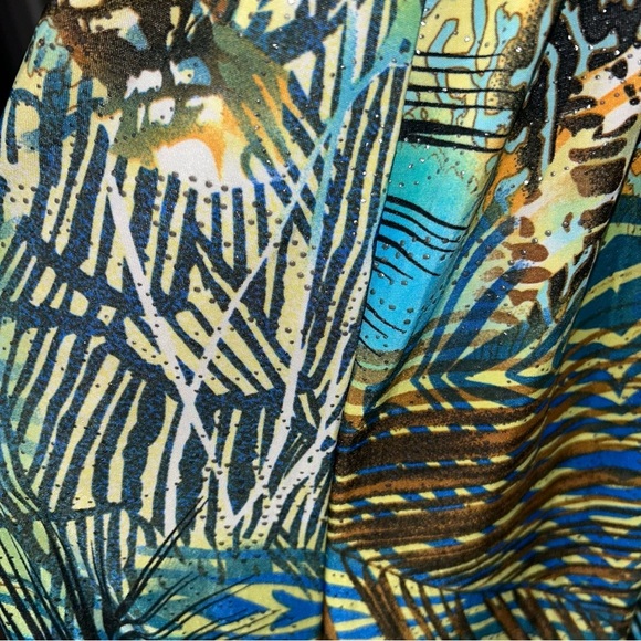 Dots Leopard and Tropical Print Tie Neck Sleeveless Textured Maxi Dress - Picture 4 of 5